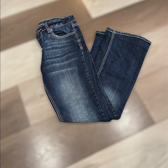 Maurices Jeans Size 0 Reg - Picture 3 of 3